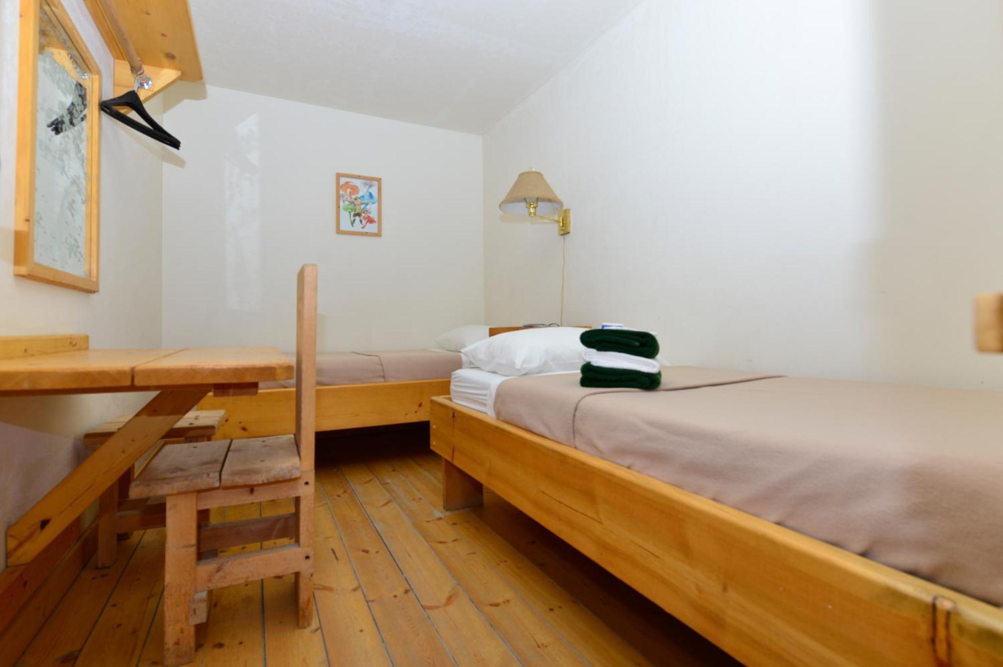 Hotel The Bunkhouse Dawson City Habitación foto