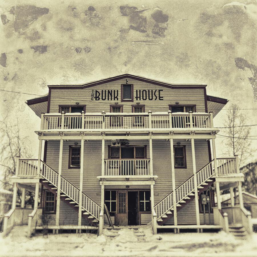 Hotel The Bunkhouse Dawson City Exterior foto